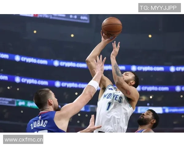 船记：快船过去8战6胜2负 14天内辗转7座城市 飞行了8000英里